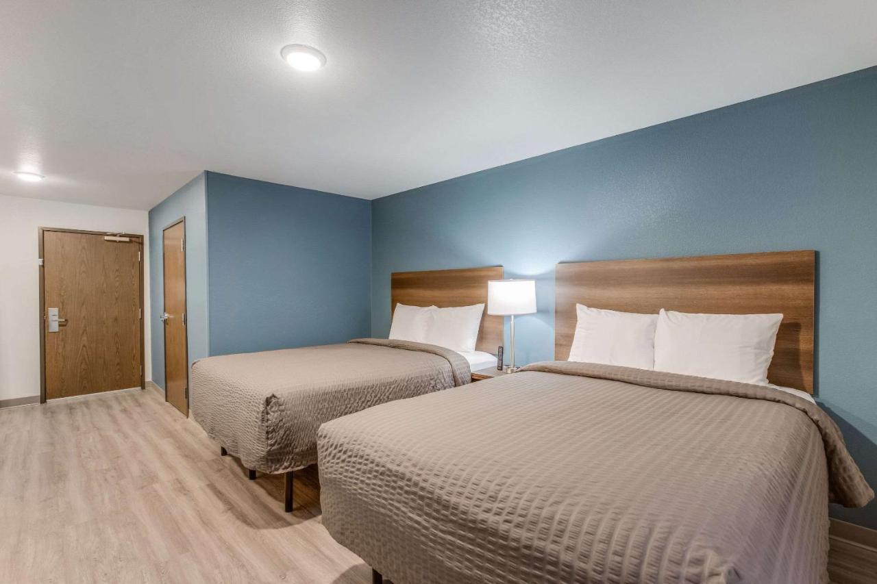 Woodspring Suites Detroit Farmington Hills Eksteriør billede