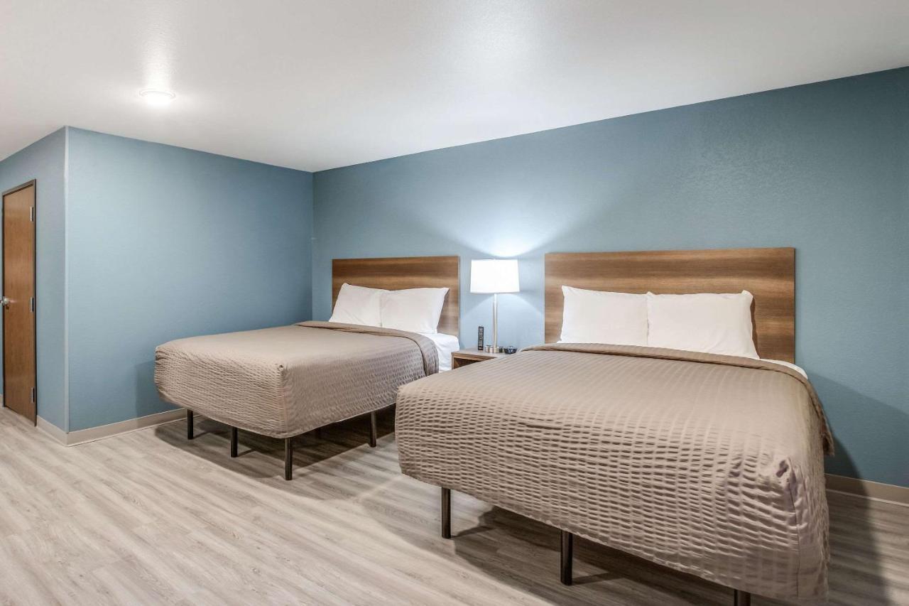 Woodspring Suites Detroit Farmington Hills Eksteriør billede